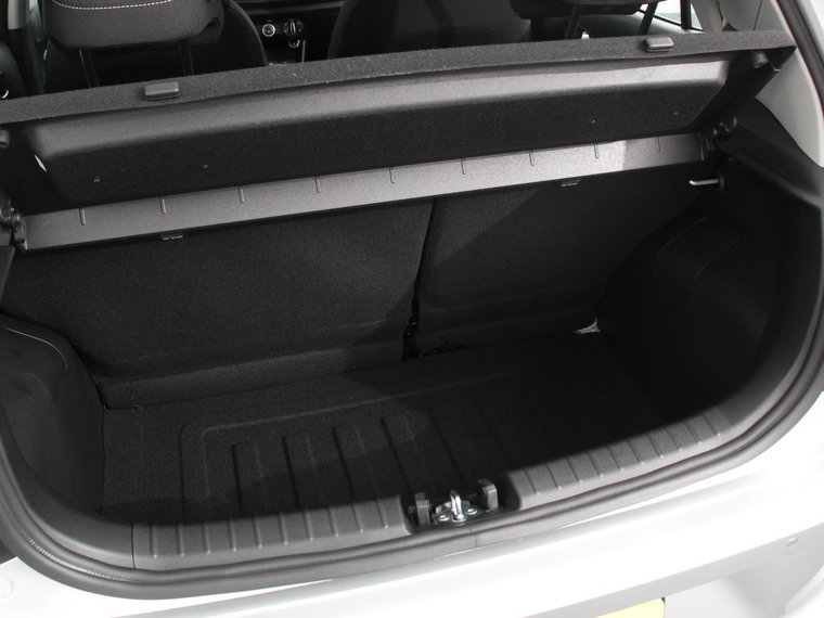 Vehicle Image 33