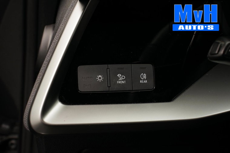Vehicle Image 48