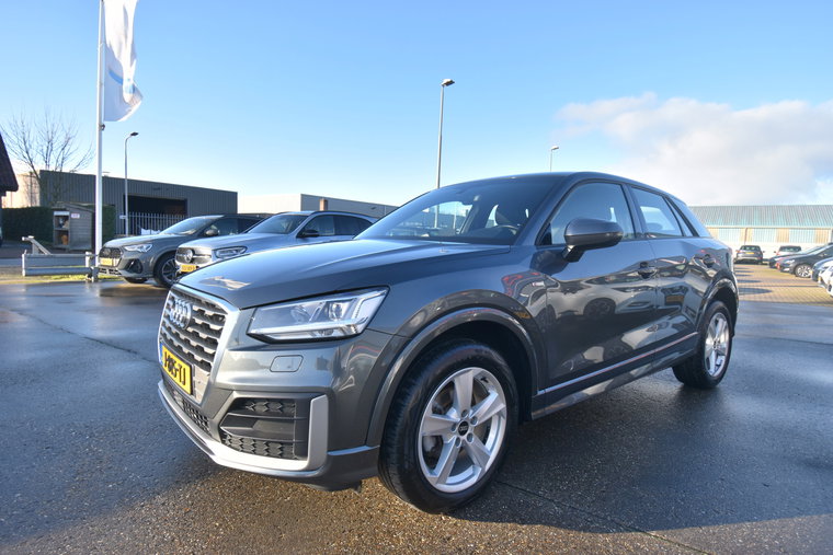 Vehicle Image 19