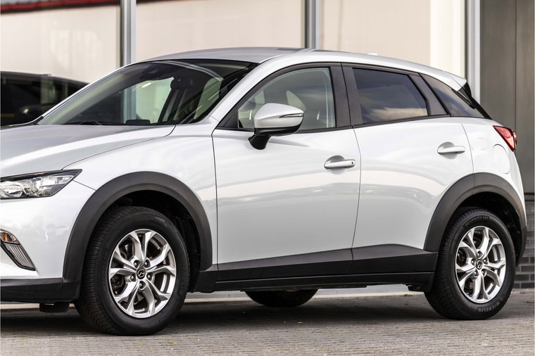 Vehicle Image 13