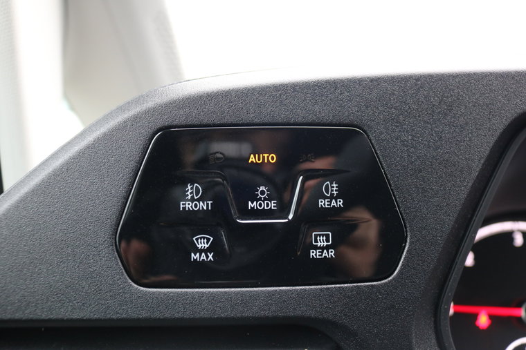 Vehicle Image 29
