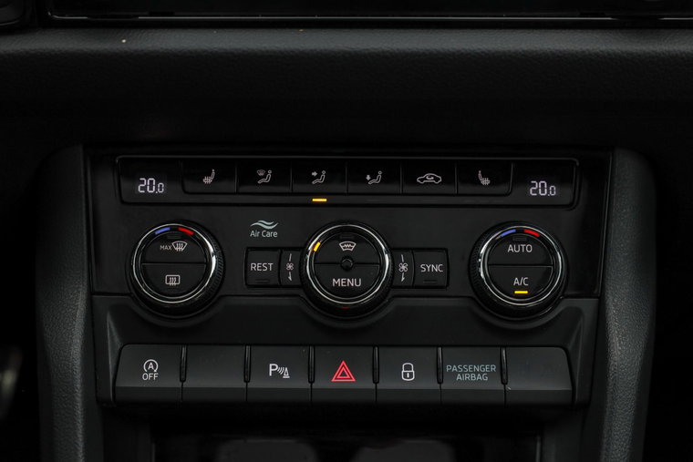 Vehicle Image 33