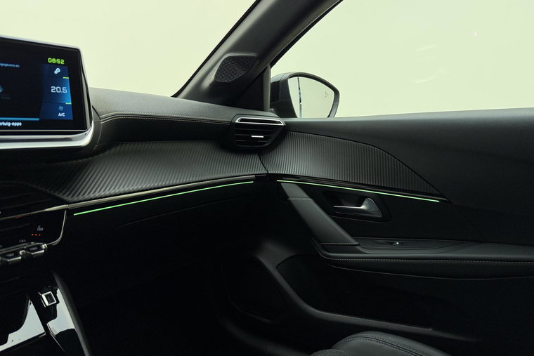 Vehicle Image 33