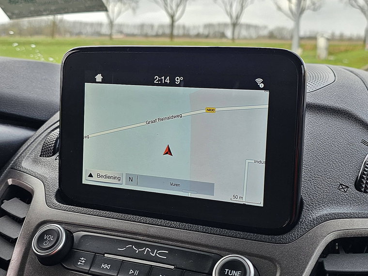 Vehicle Image 11