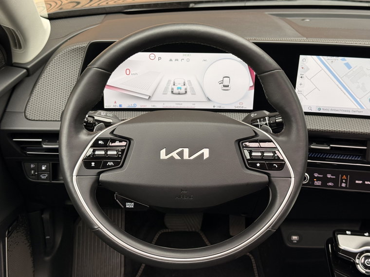Vehicle Image 27