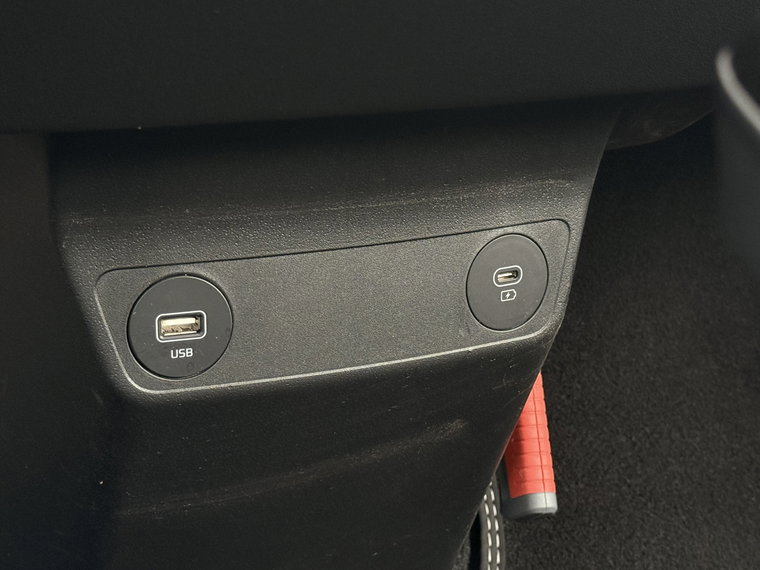 Vehicle Image 45