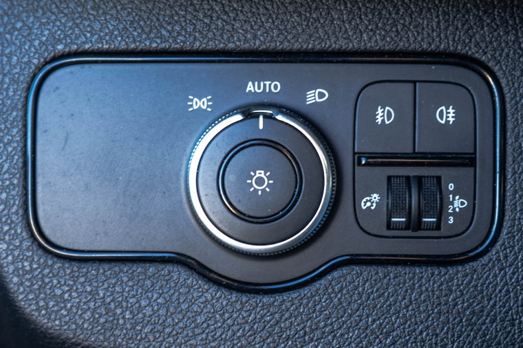 Vehicle Image 24