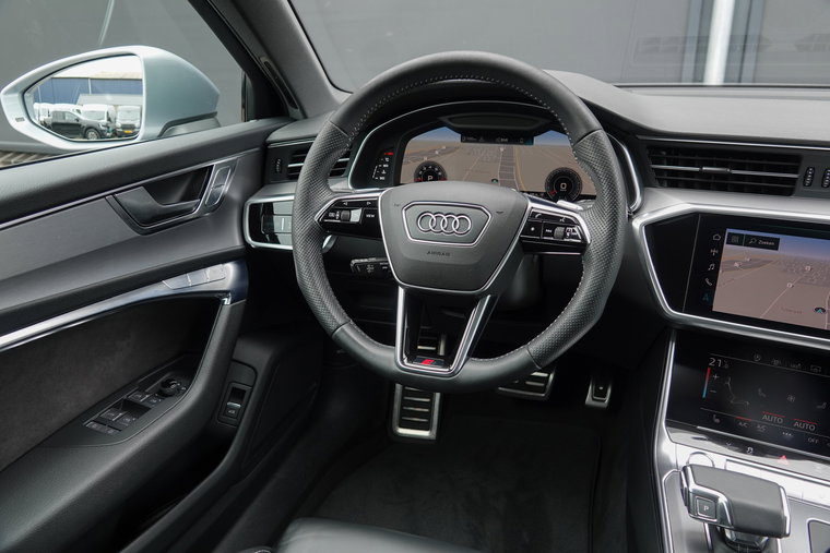 Vehicle Image 25