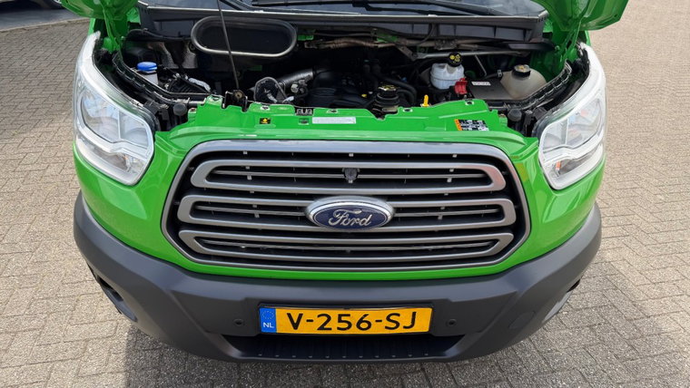 Vehicle Image 19