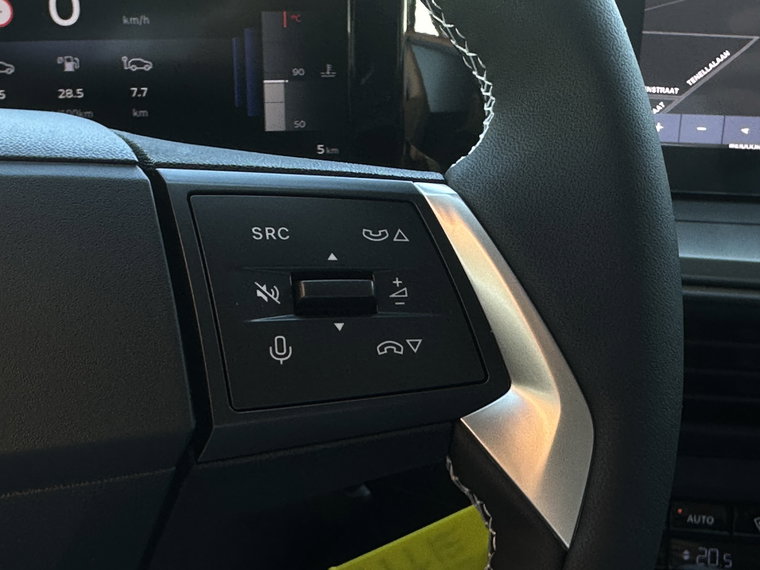 Vehicle Image 27