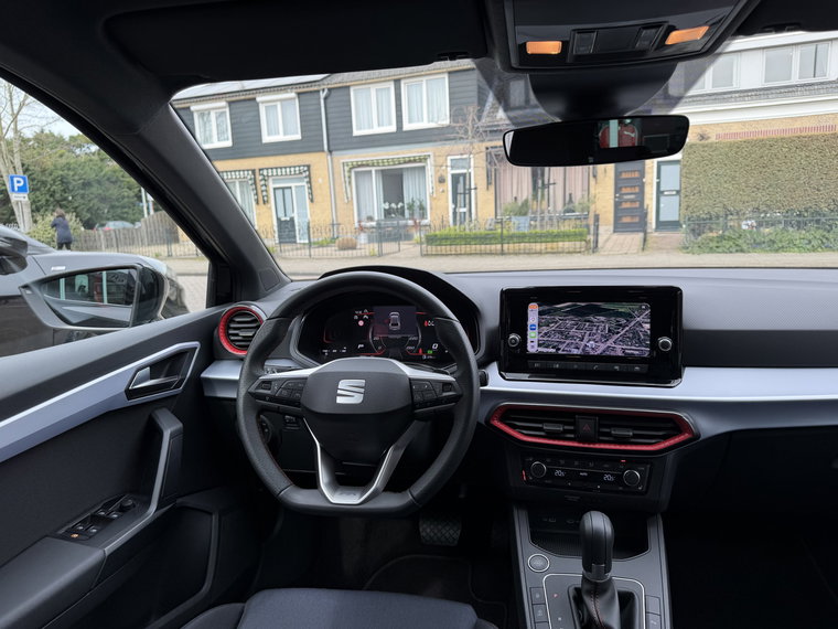 Vehicle Image 28