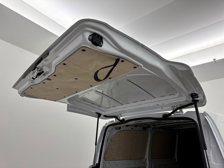Vehicle Image 38