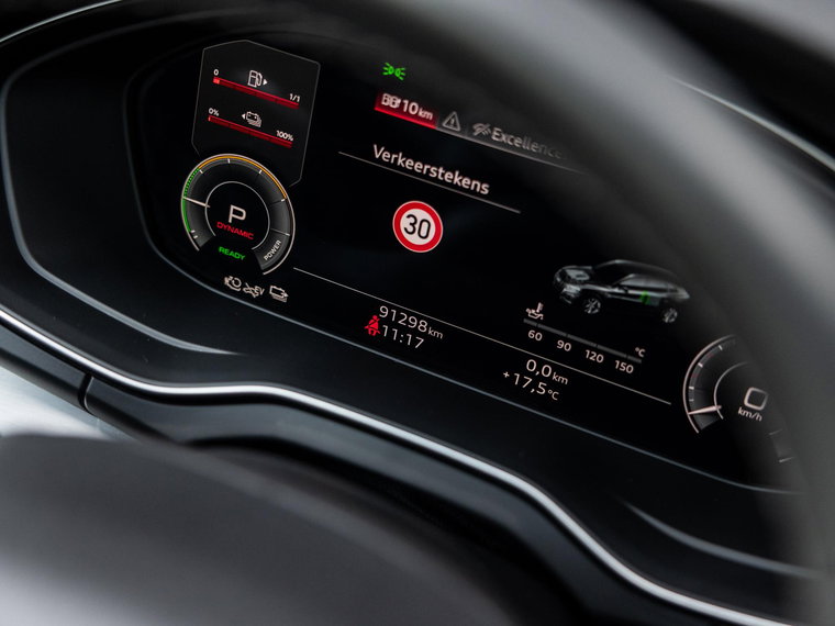 Vehicle Image 30