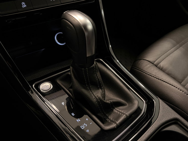 Vehicle Image 40