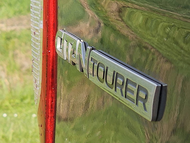 Vehicle Image 16