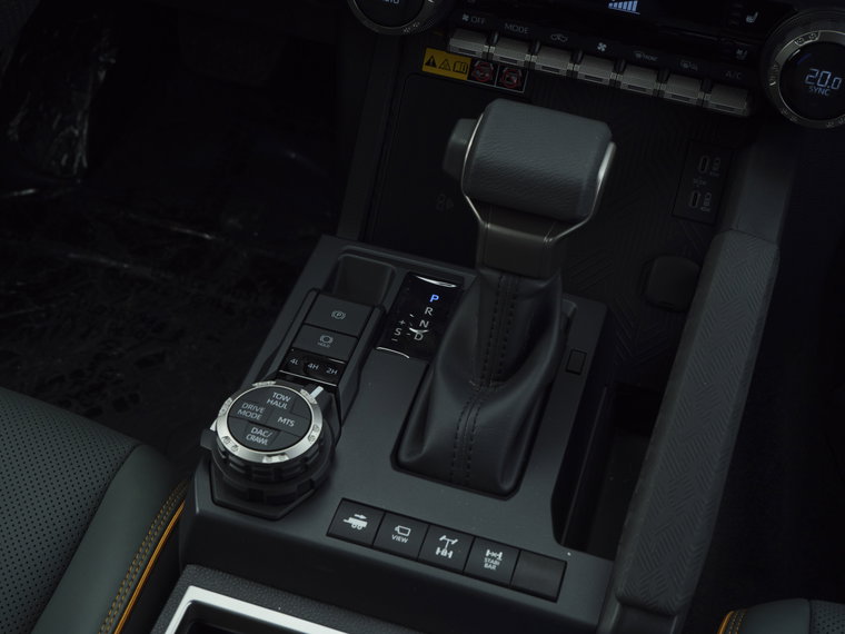 Vehicle Image 40