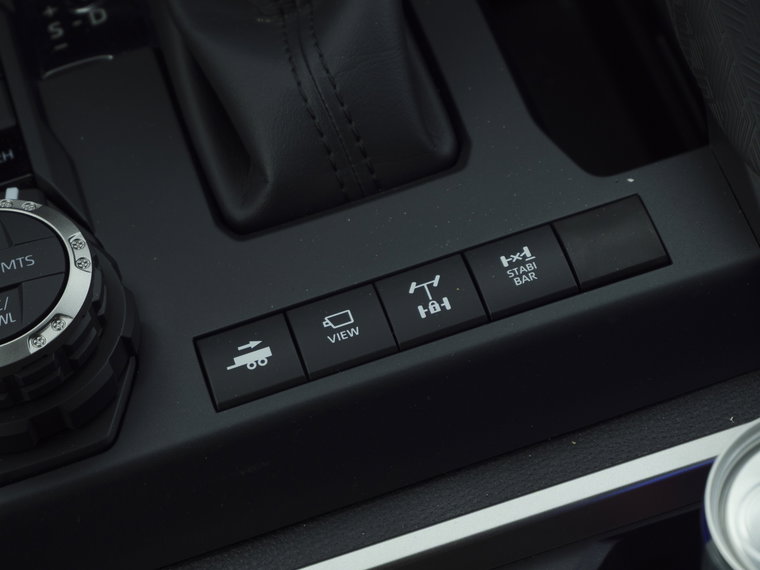 Vehicle Image 42