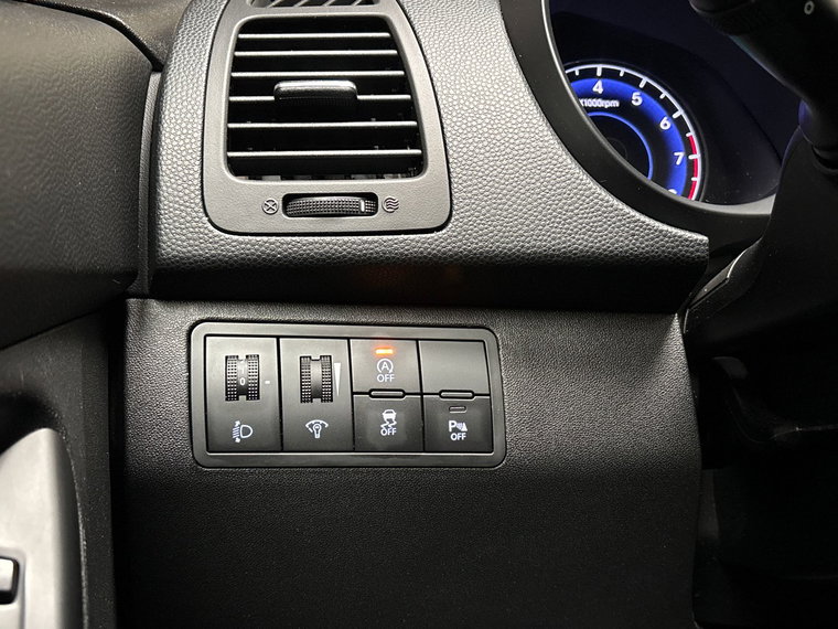 Vehicle Image 23