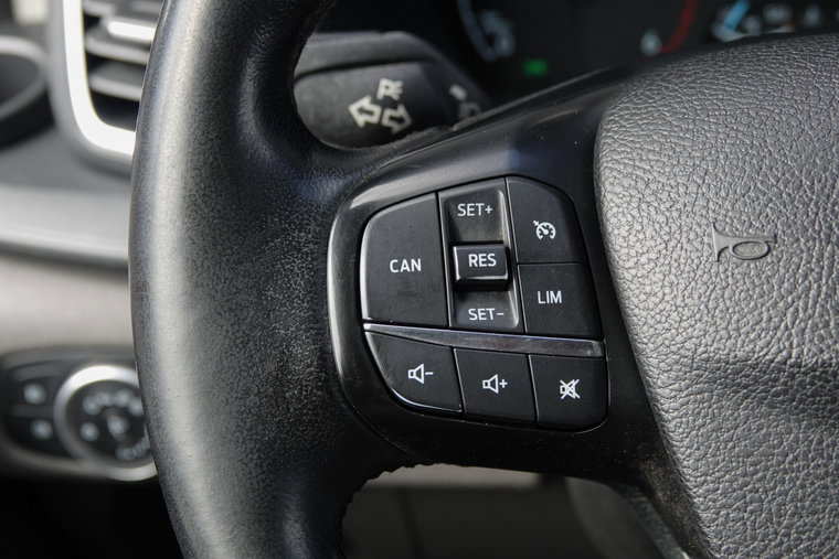 Vehicle Image 28