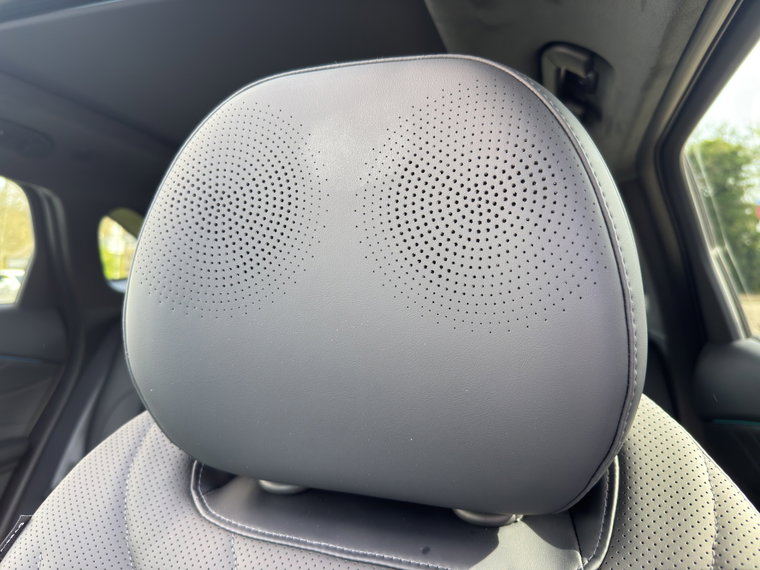 Vehicle Image 31