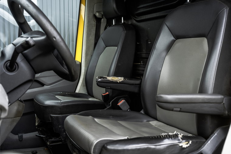 Vehicle Image 12