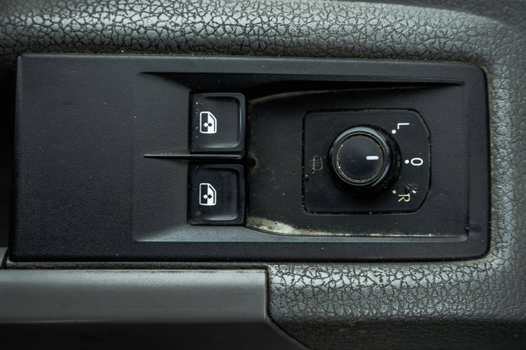 Vehicle Image 24
