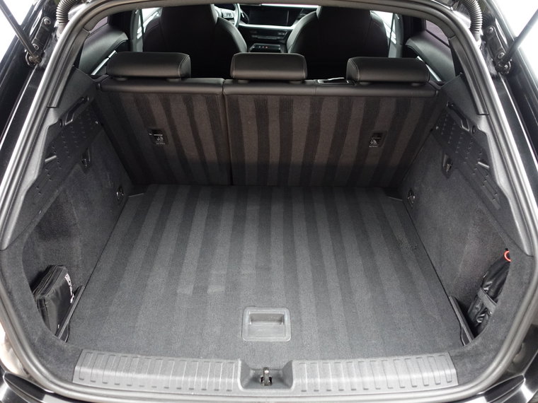 Vehicle Image 38