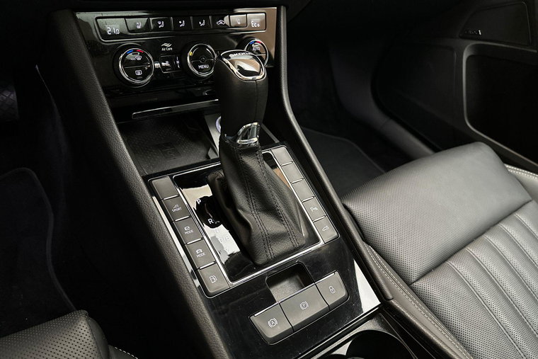 Vehicle Image 37
