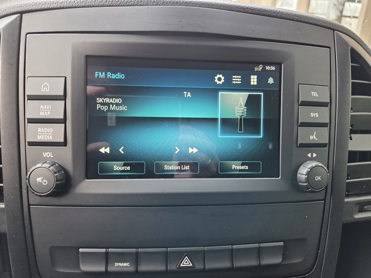 Vehicle Image 19