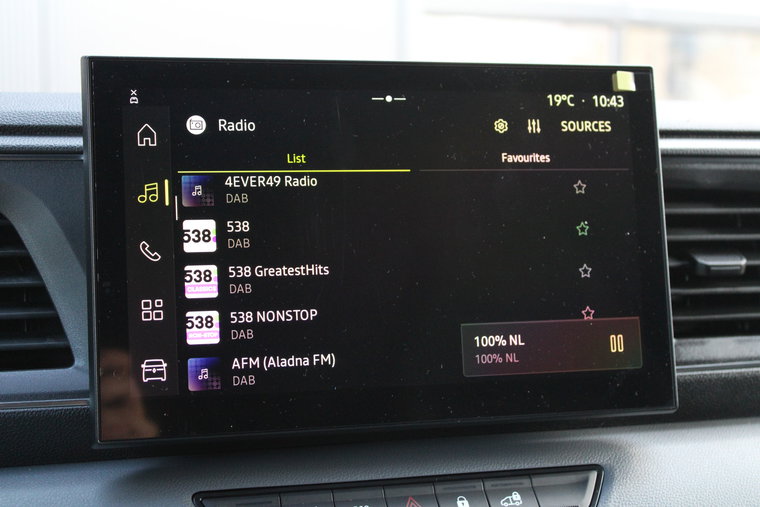 Vehicle Image 20