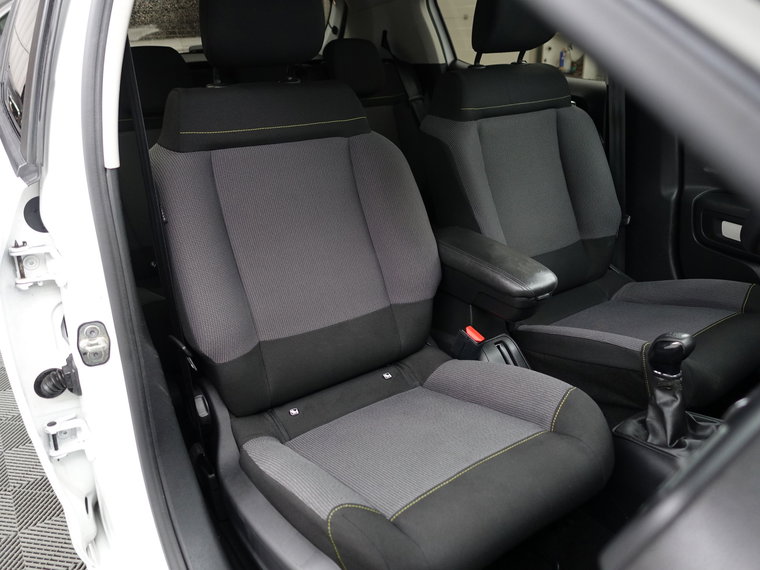 Vehicle Image 20
