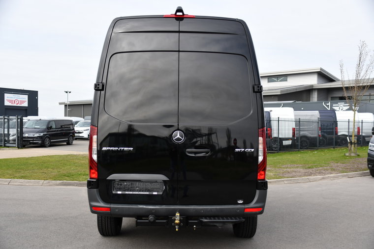 Vehicle Image 33