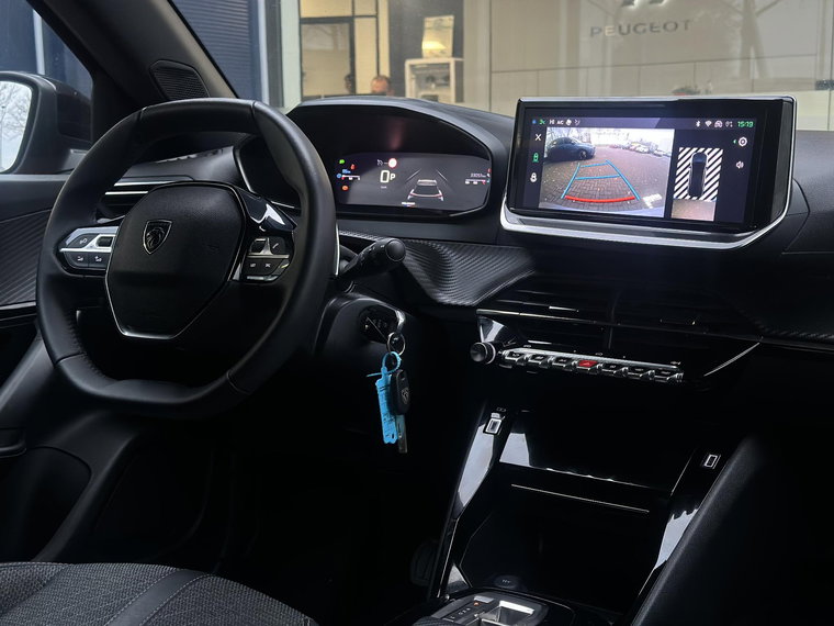 Vehicle Image 26