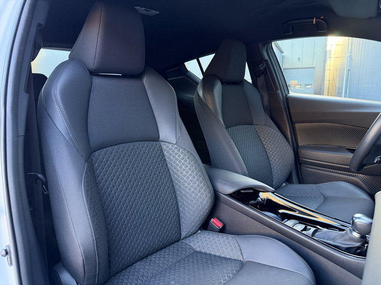 Vehicle Image 18