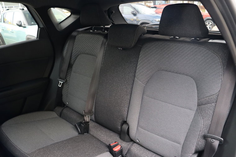Vehicle Image 23