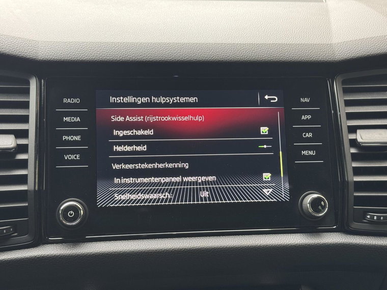 Vehicle Image 34