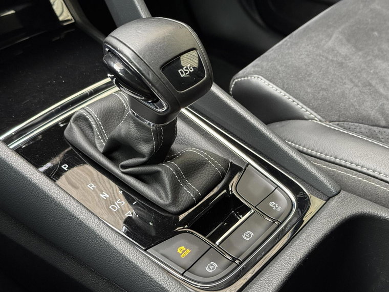 Vehicle Image 39