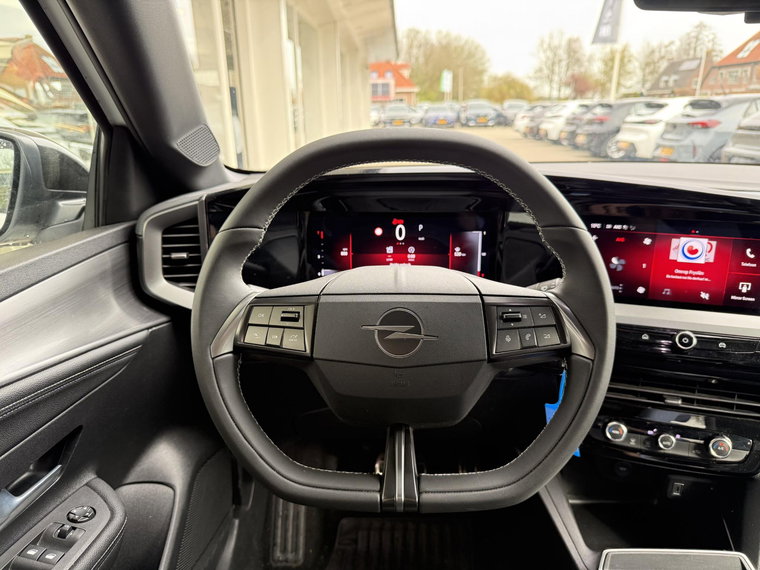 Vehicle Image 19