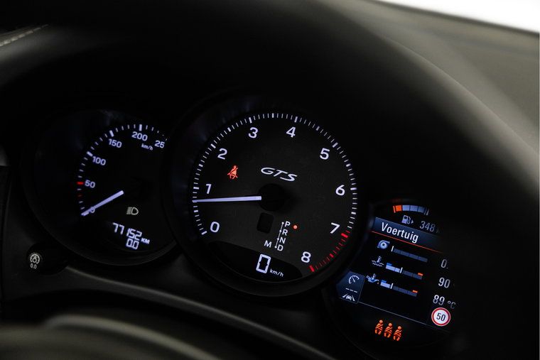 Vehicle Image 30