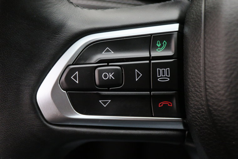 Vehicle Image 35