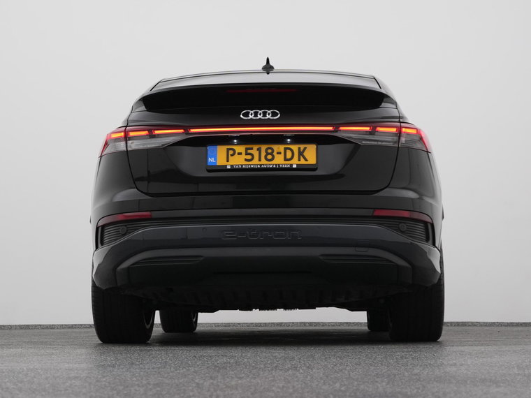 Vehicle Image 35