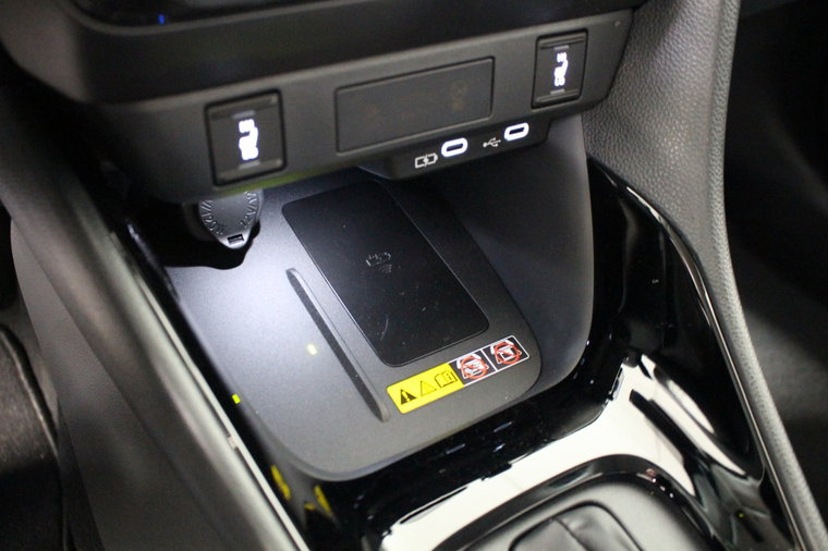 Vehicle Image 23