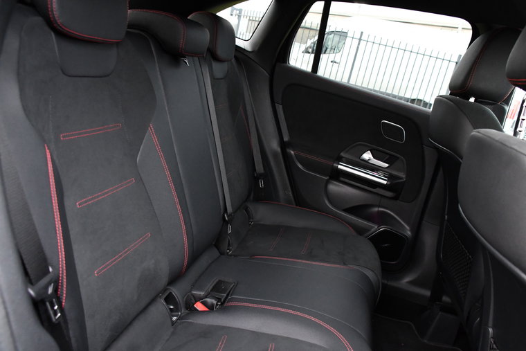 Vehicle Image 31