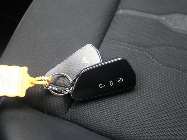 Vehicle Image 33