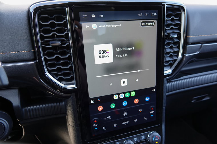 Vehicle Image 30