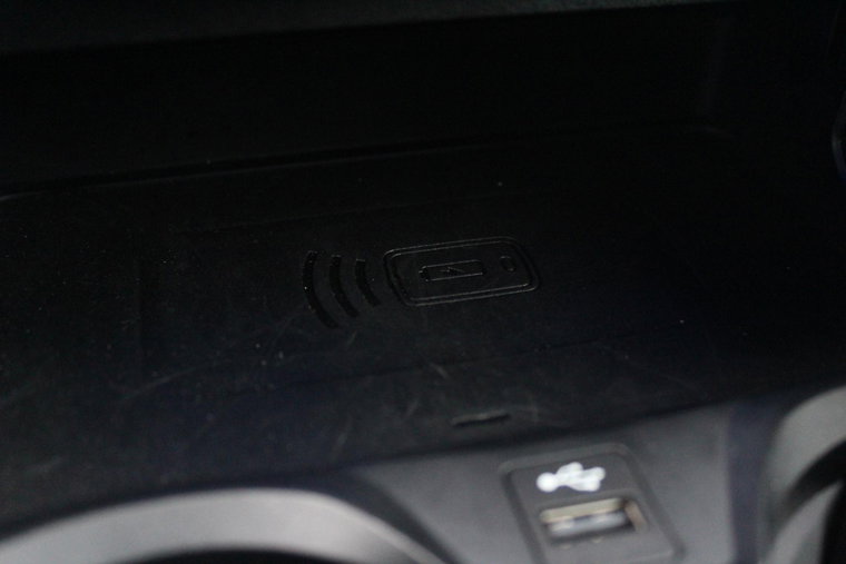 Vehicle Image 35