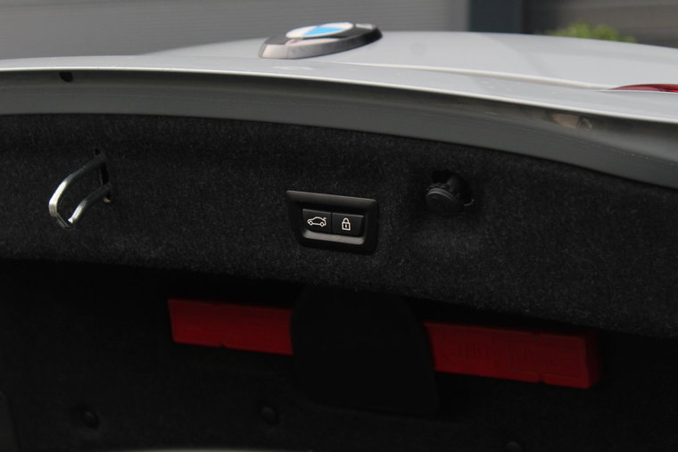 Vehicle Image 38