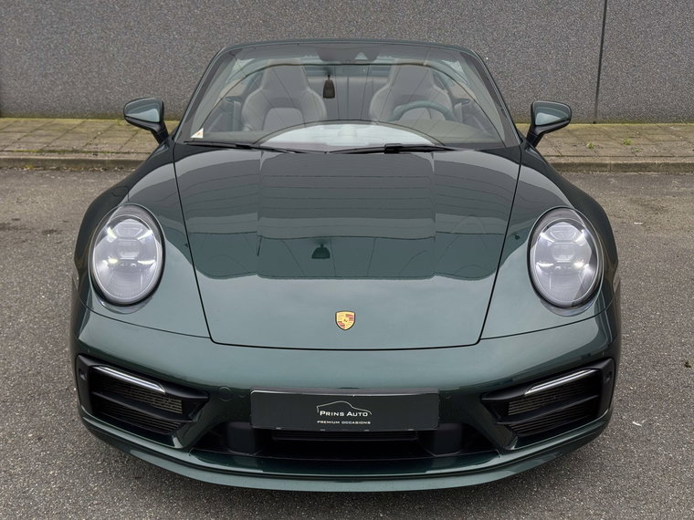 Vehicle Image 32