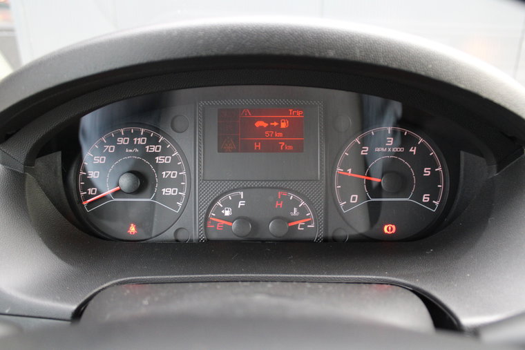 Vehicle Image 23