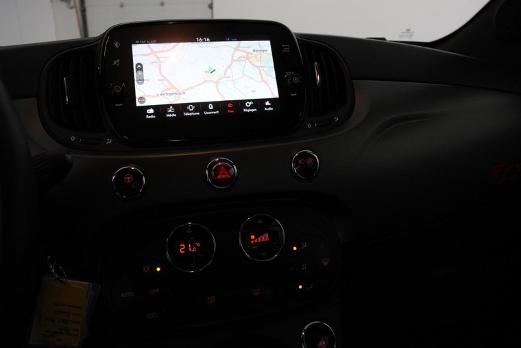 Vehicle Image 12